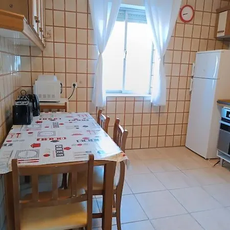 Bonito Apartamento Cistierna Esterno foto