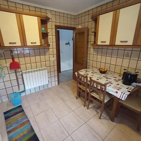 Bonito Apartamento Cistierna Esterno foto